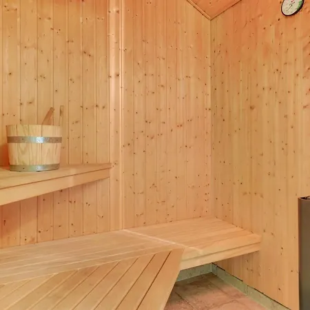 Vakantiehuis Jonas - 2-4km From The Sea By Interhome *